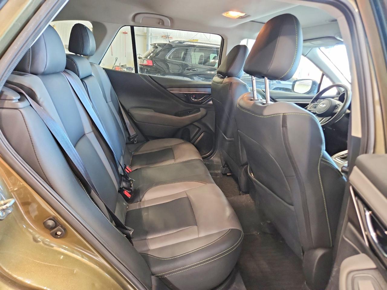 Subaru Outback Onyx Edition Xt