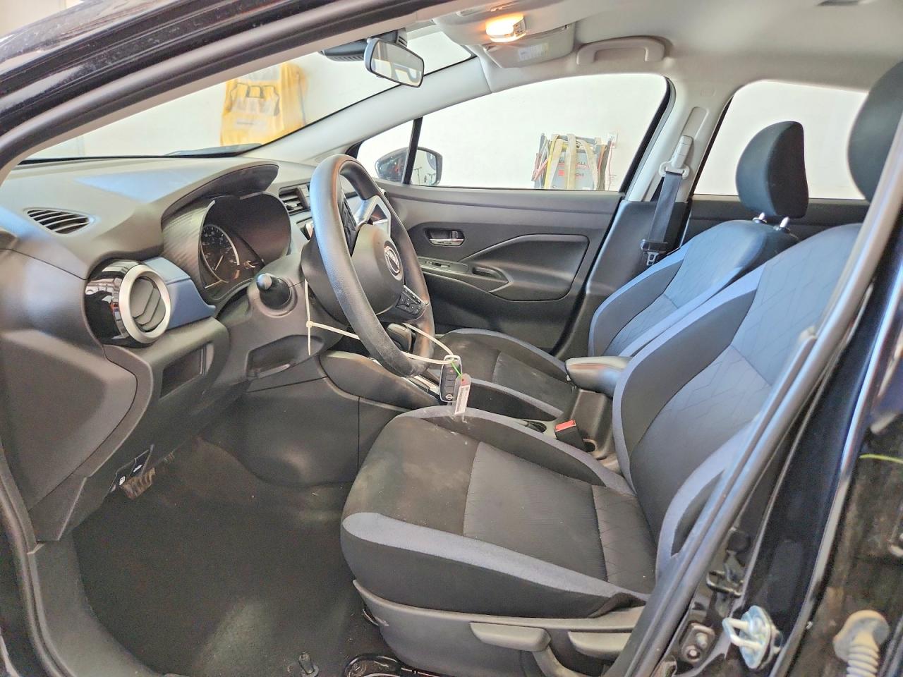 Nissan Versa Sv