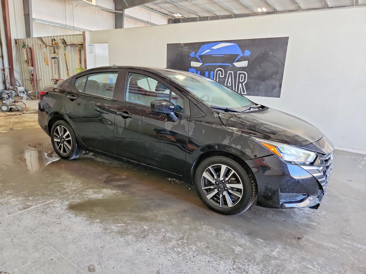 Nissan Versa Sv
