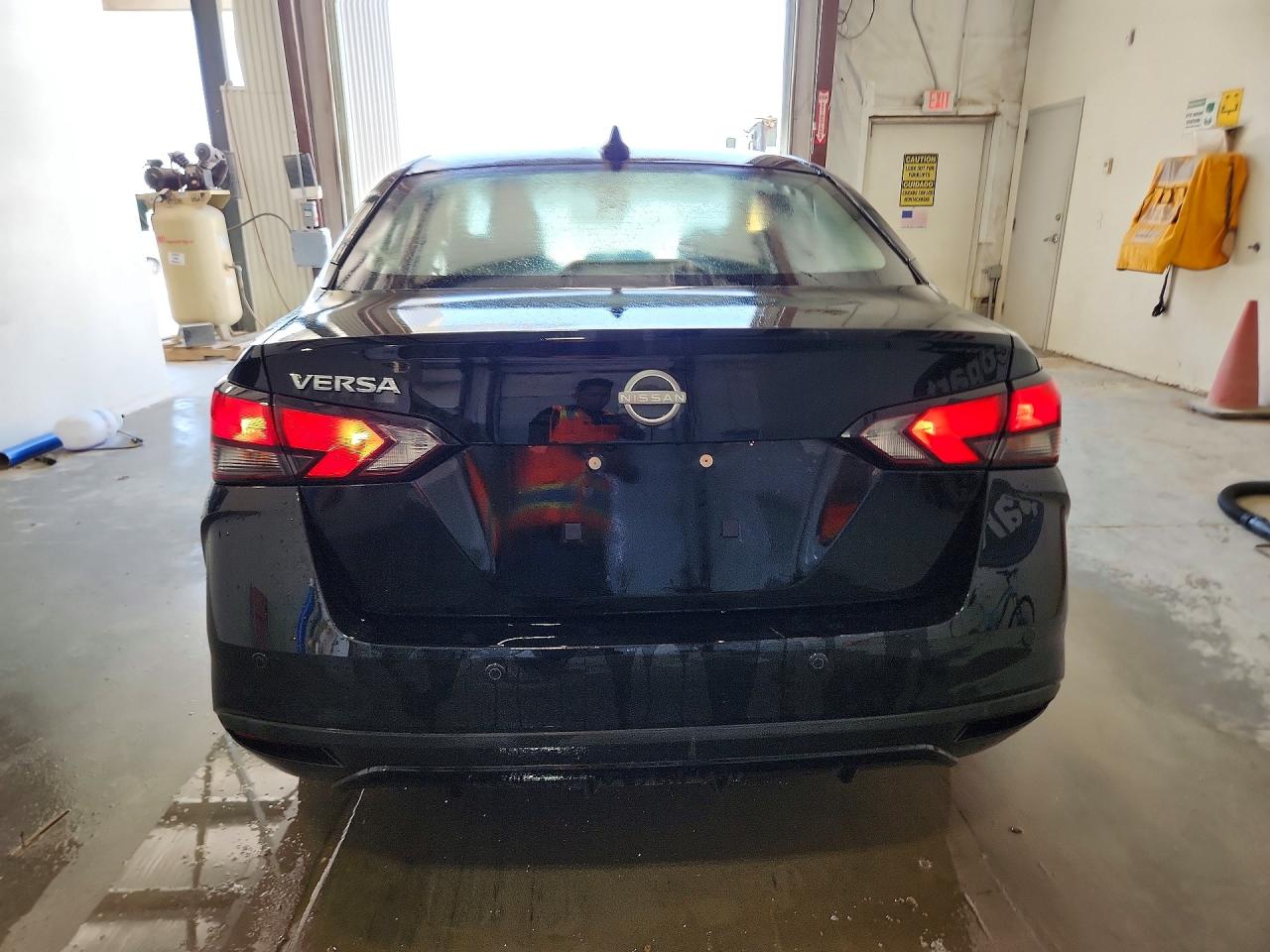 Nissan Versa Sv