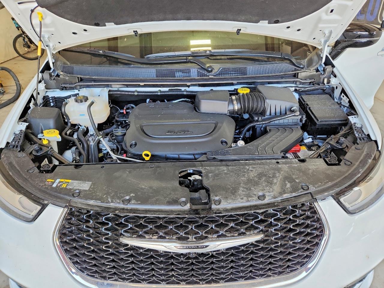 Chrysler Pacifica Select