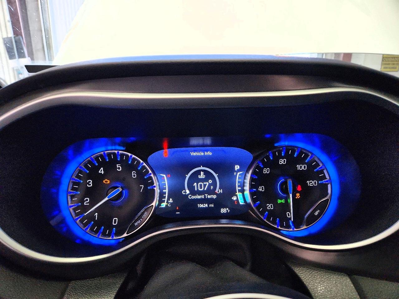 Chrysler Pacifica Select