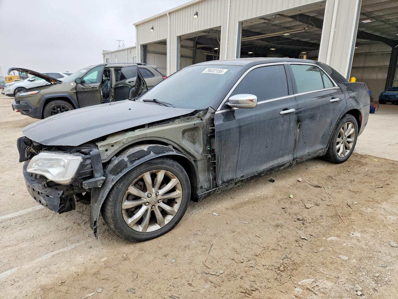 Salvage Chrysler 300 Image