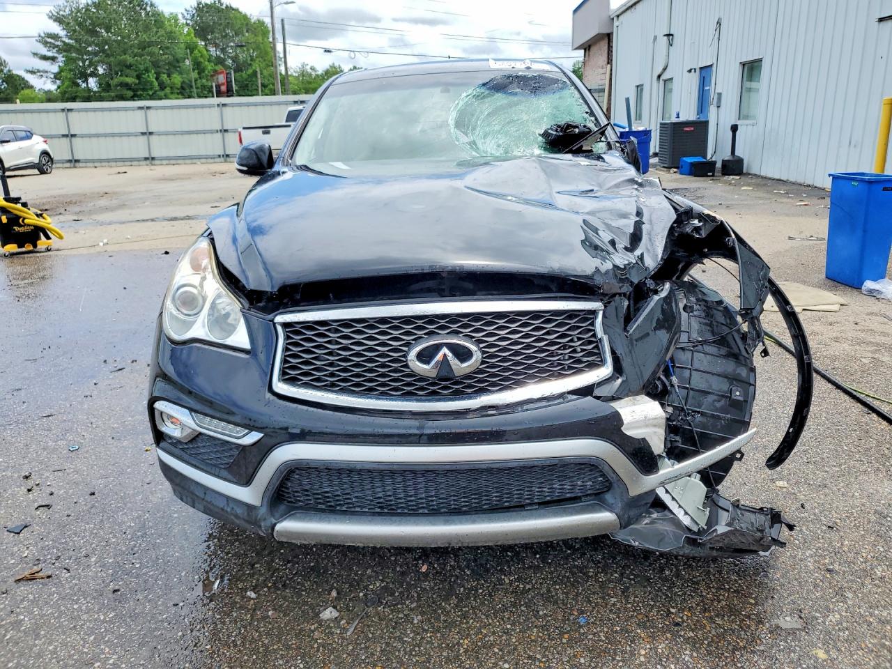 INFINITI Qx Base
