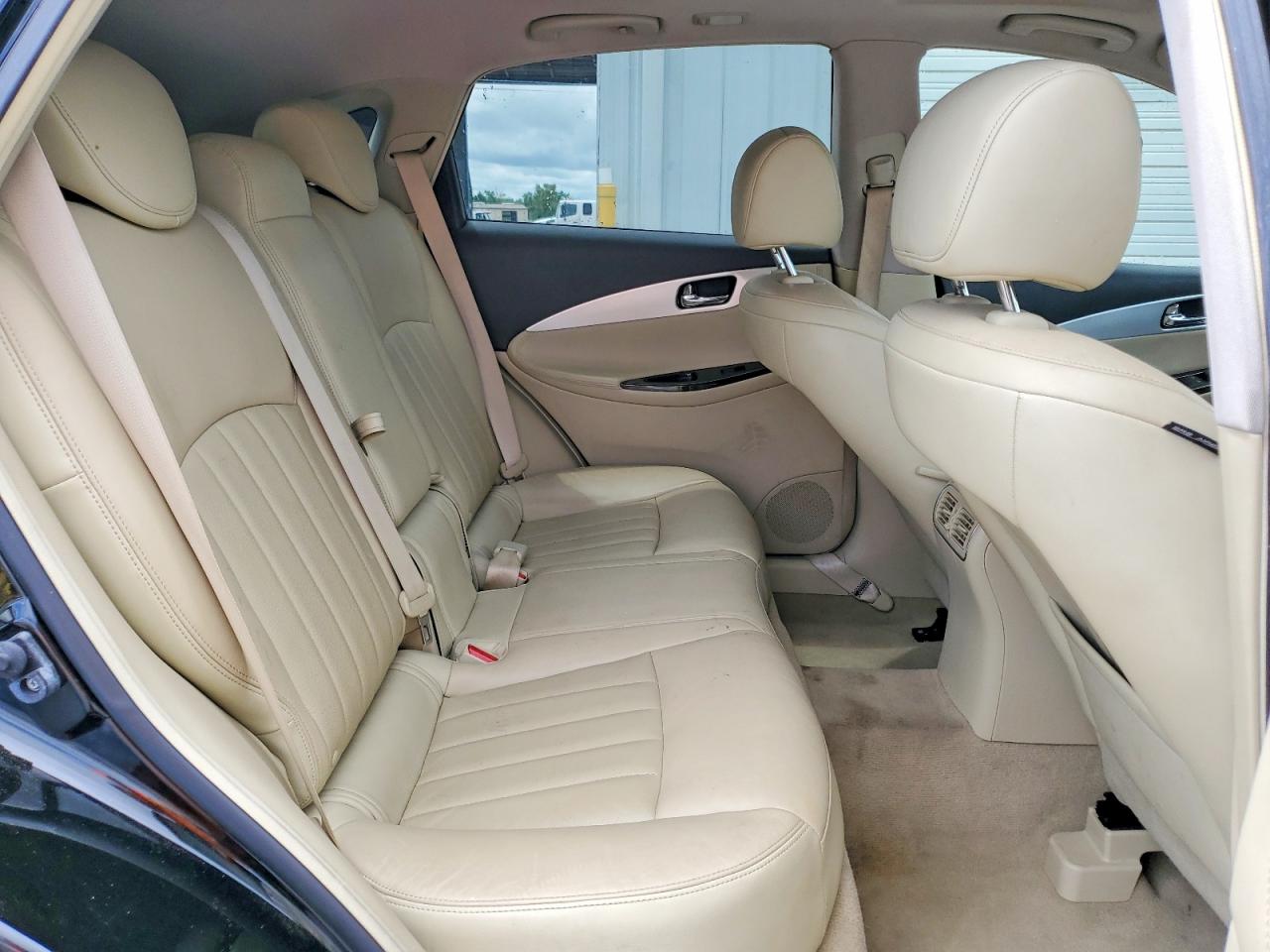 INFINITI Qx Base