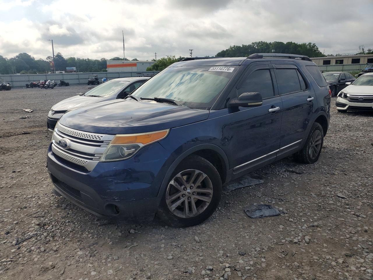 Salvage Ford Explorer Image