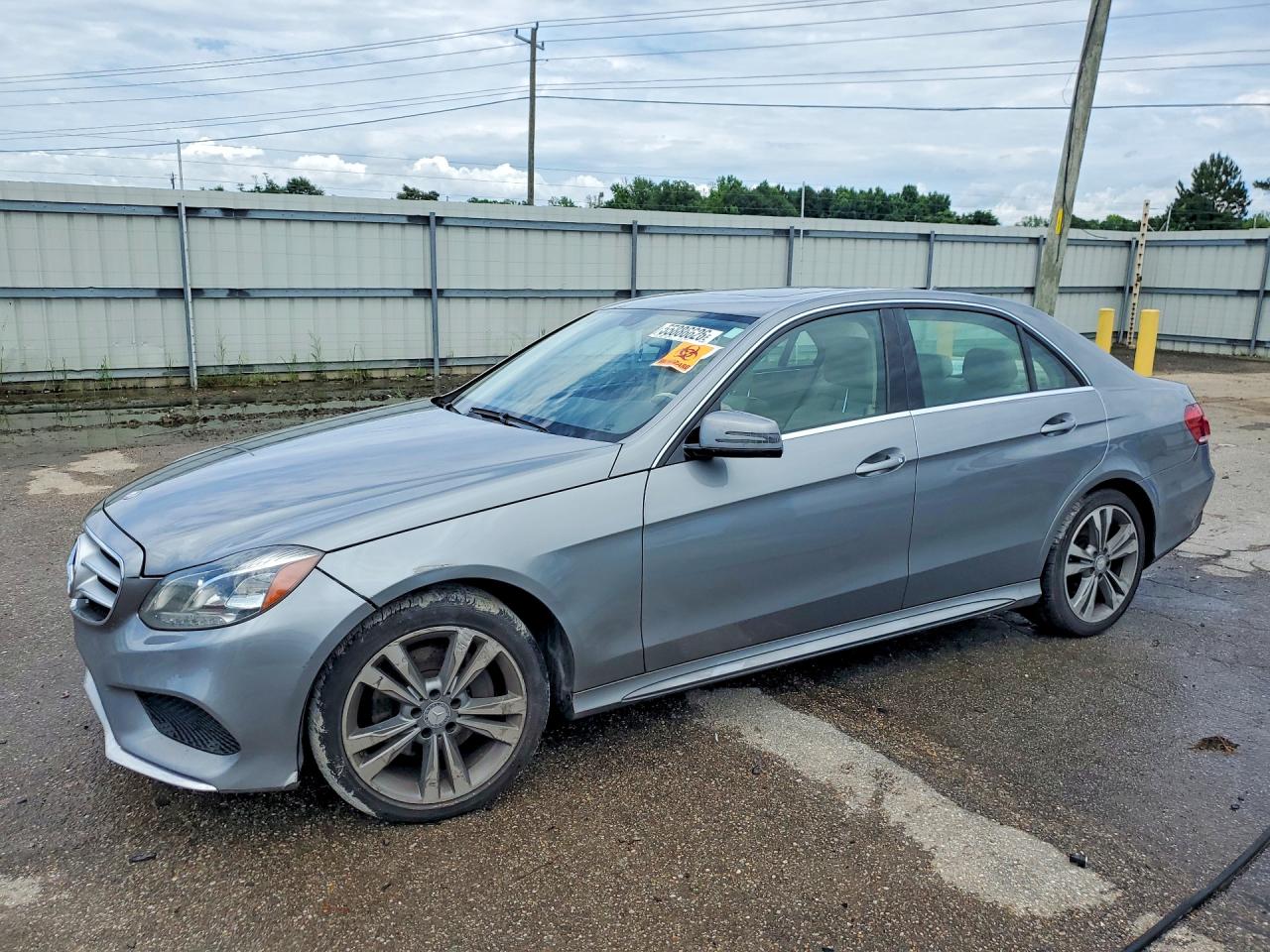 Salvage Mercedes-Benz E-Class Image