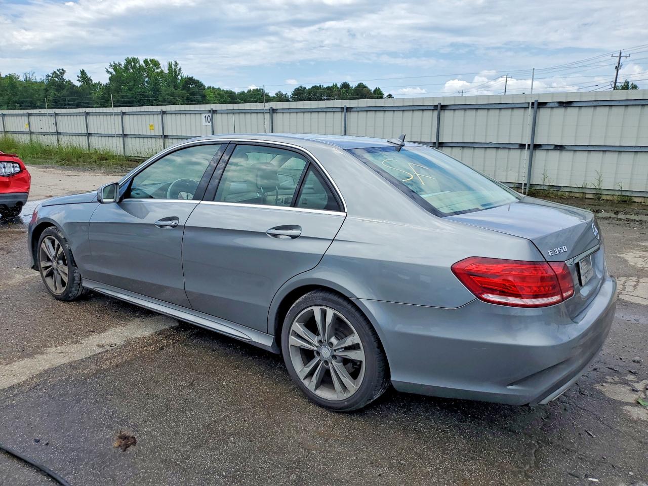 Mercedes-Benz E-Class 350