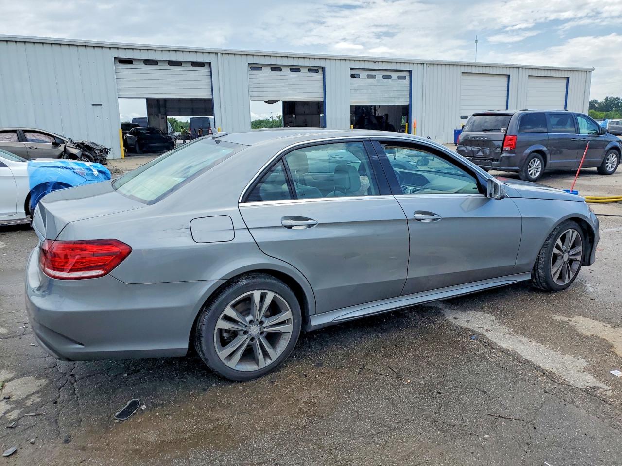 Mercedes-Benz E-Class 350