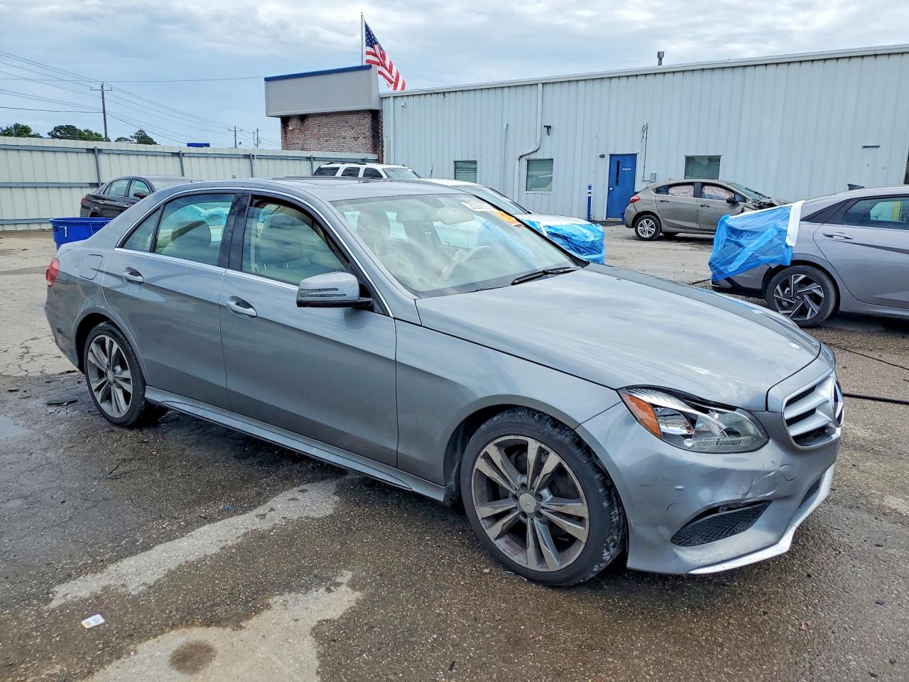 Mercedes-Benz E-Class 350