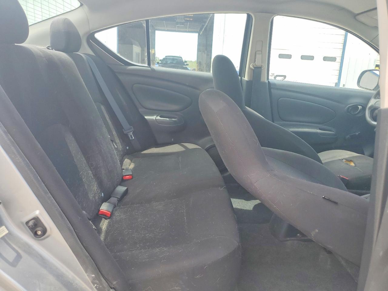 Nissan Versa 1.6 S