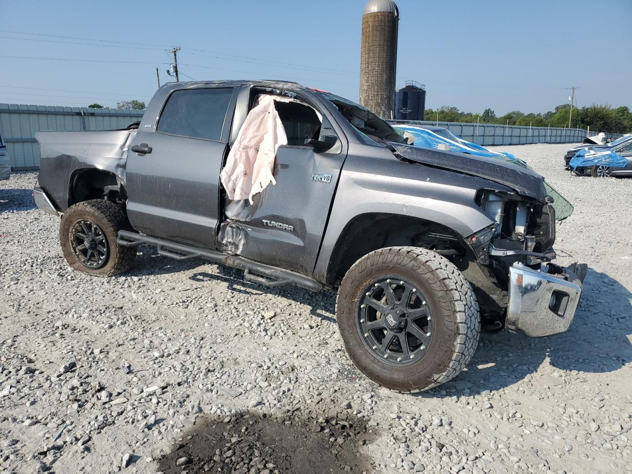 Toyota Tundra Crewmax Sr5