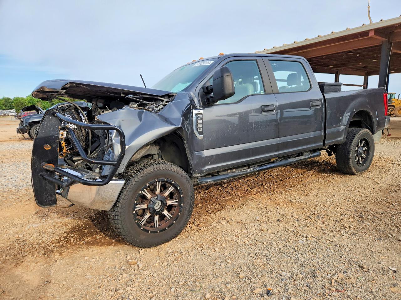 Salvage Ford F-250 Image