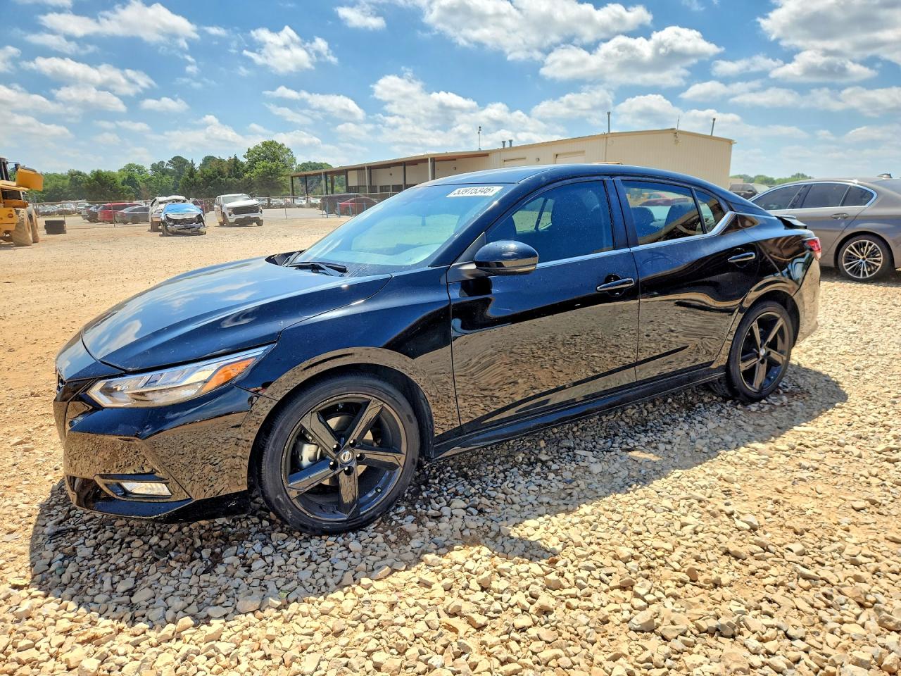 Salvage Nissan Sentra Image
