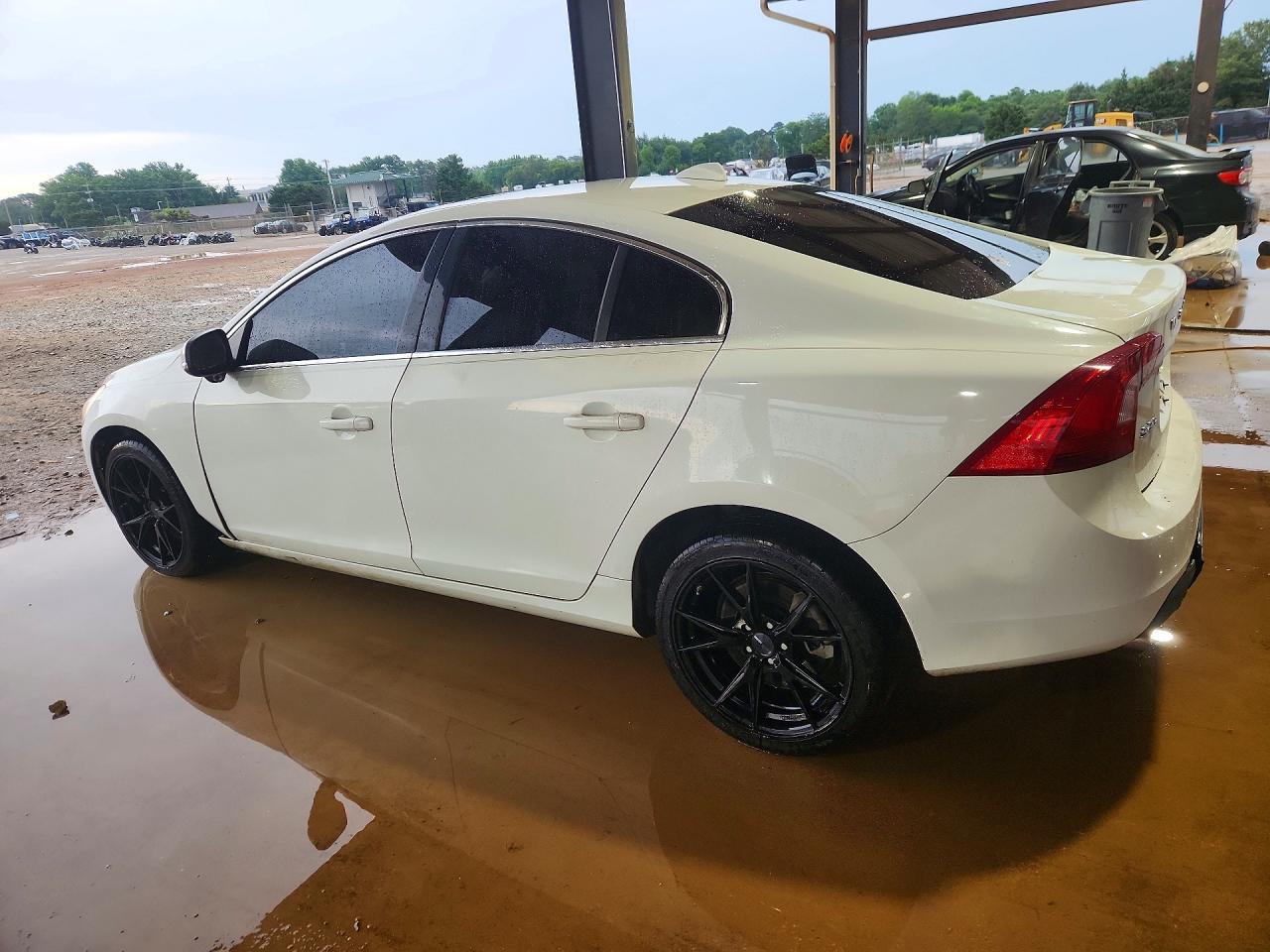 Volvo S60 T6