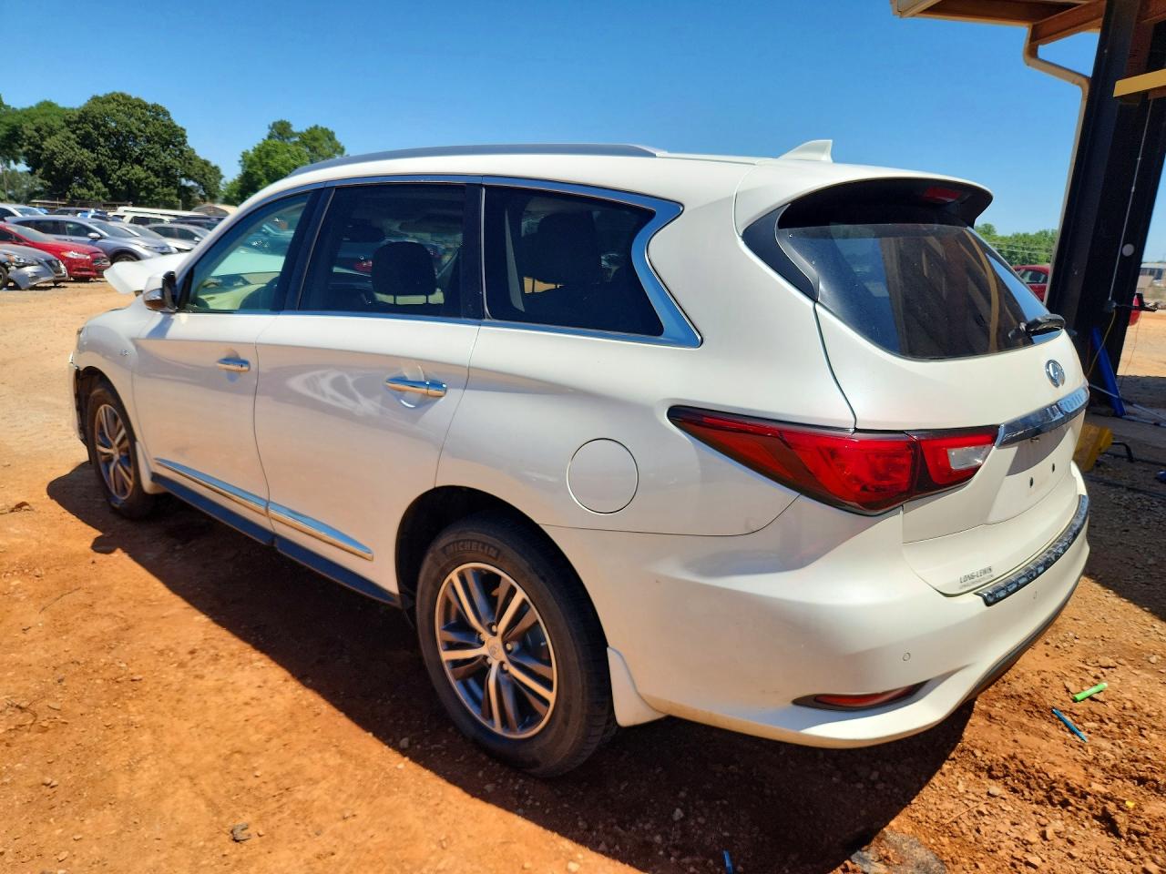 INFINITI Qx Base