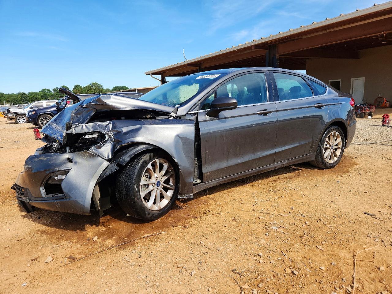 Salvage Ford Fusion Image