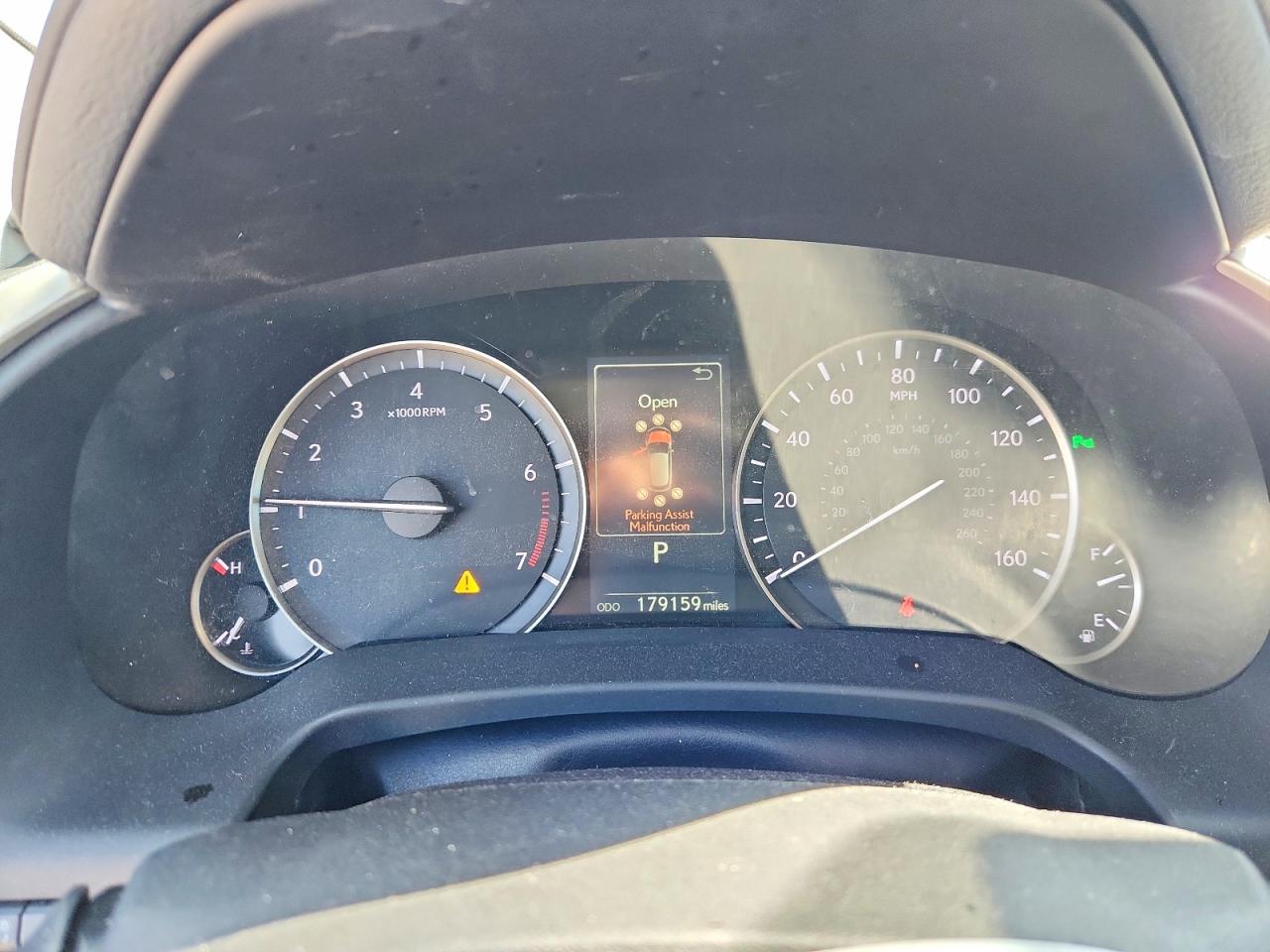 Lexus RX Base