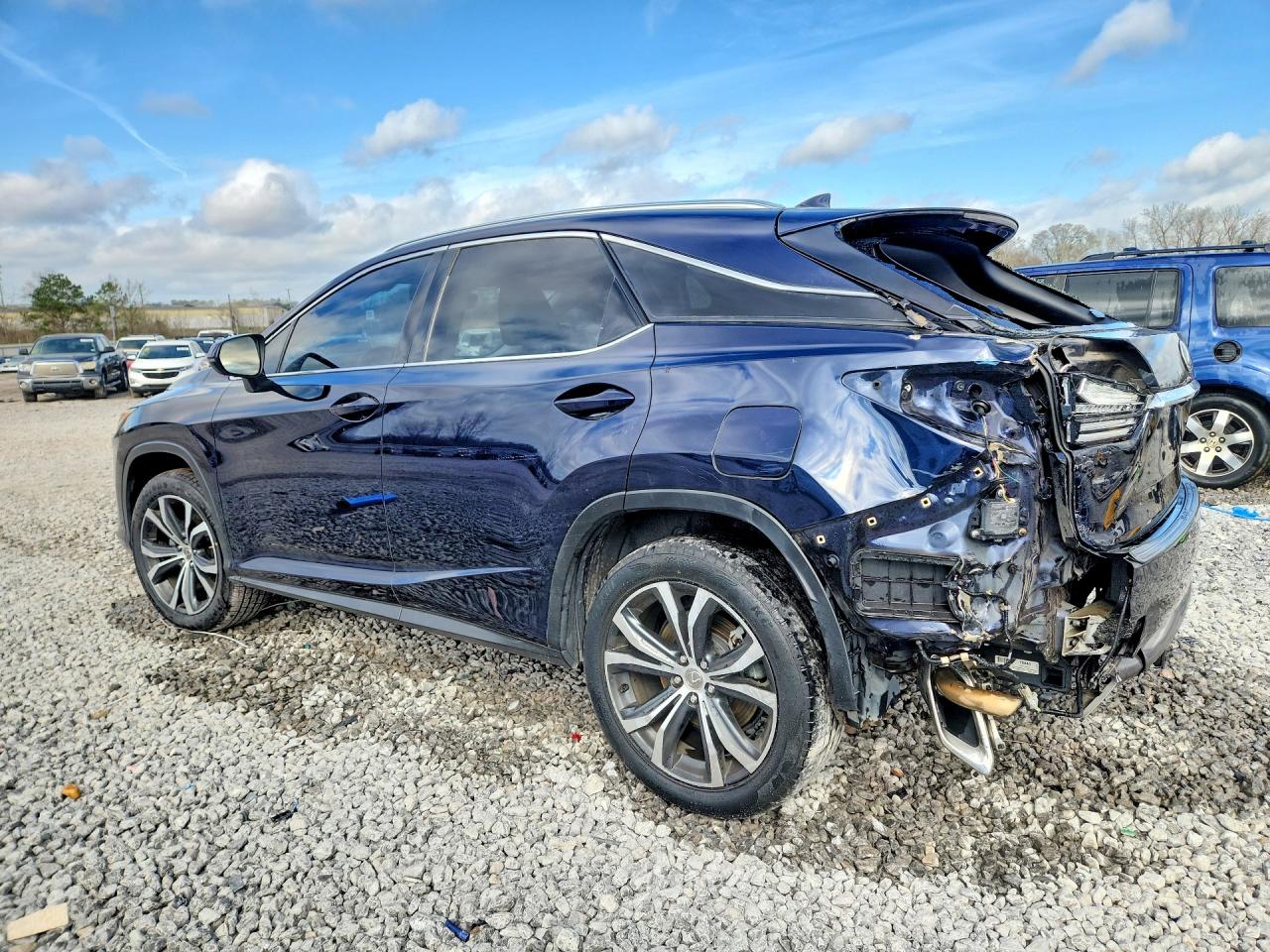 Lexus RX Base