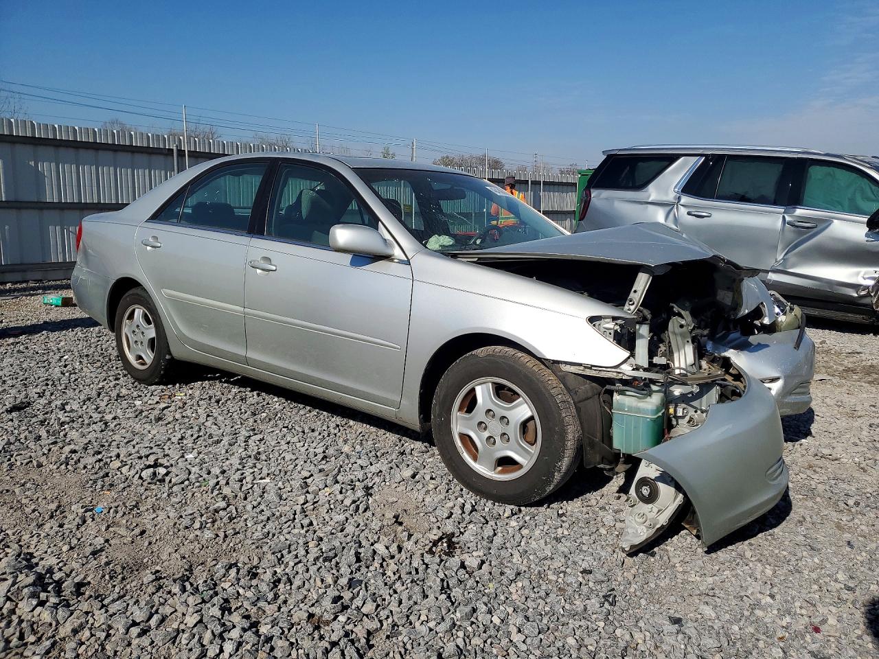 Toyota Camry Le V6