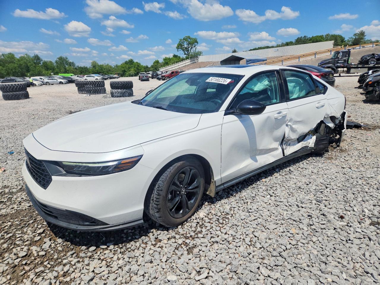 Salvage Honda Accord Image