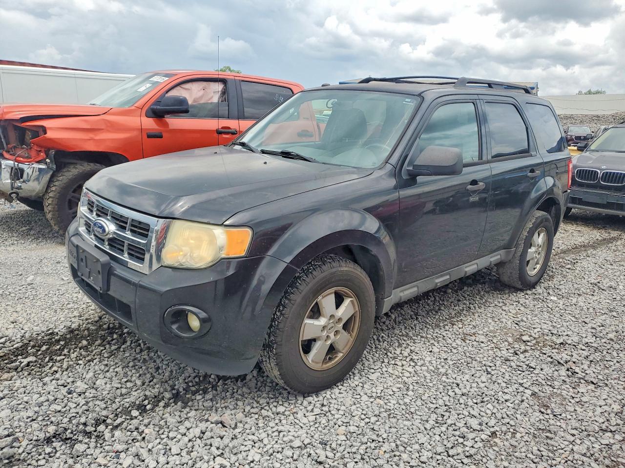 Salvage Ford Escape Image