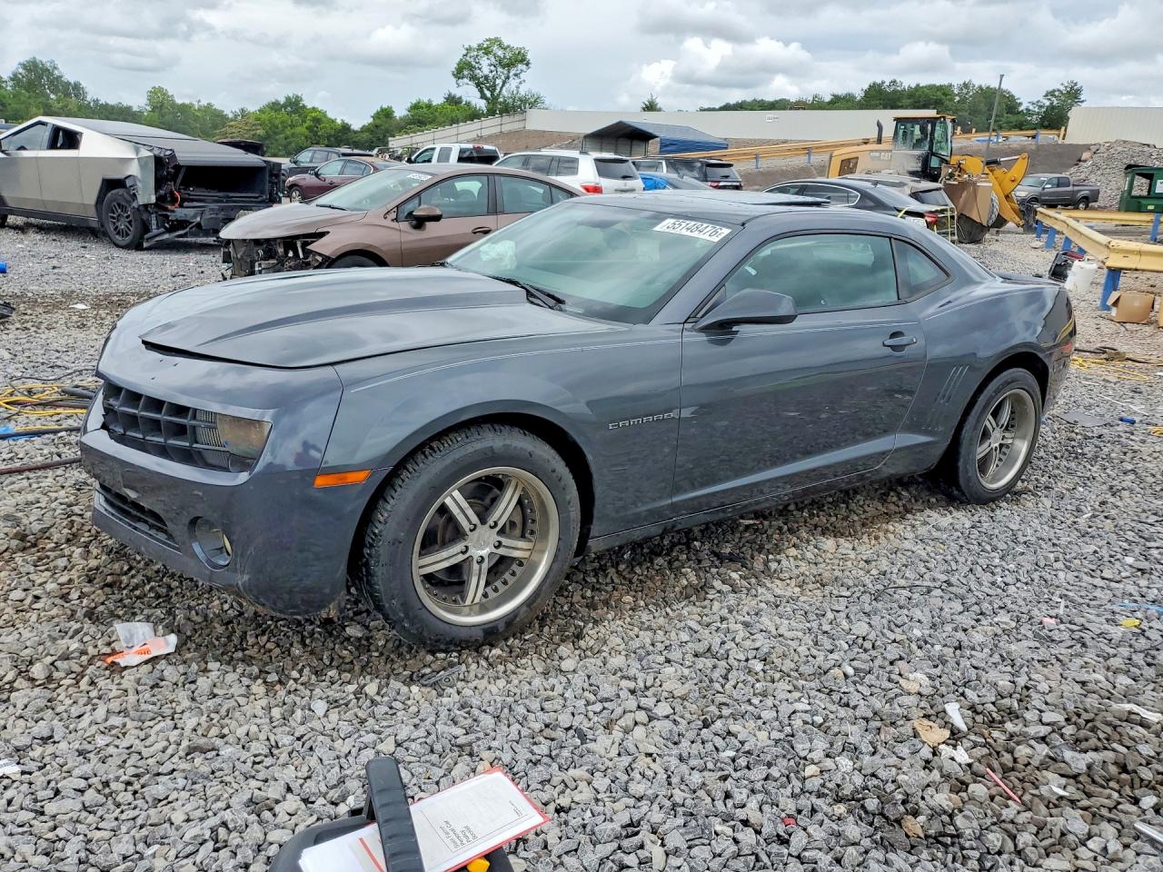 Salvage Chevrolet Camaro Image