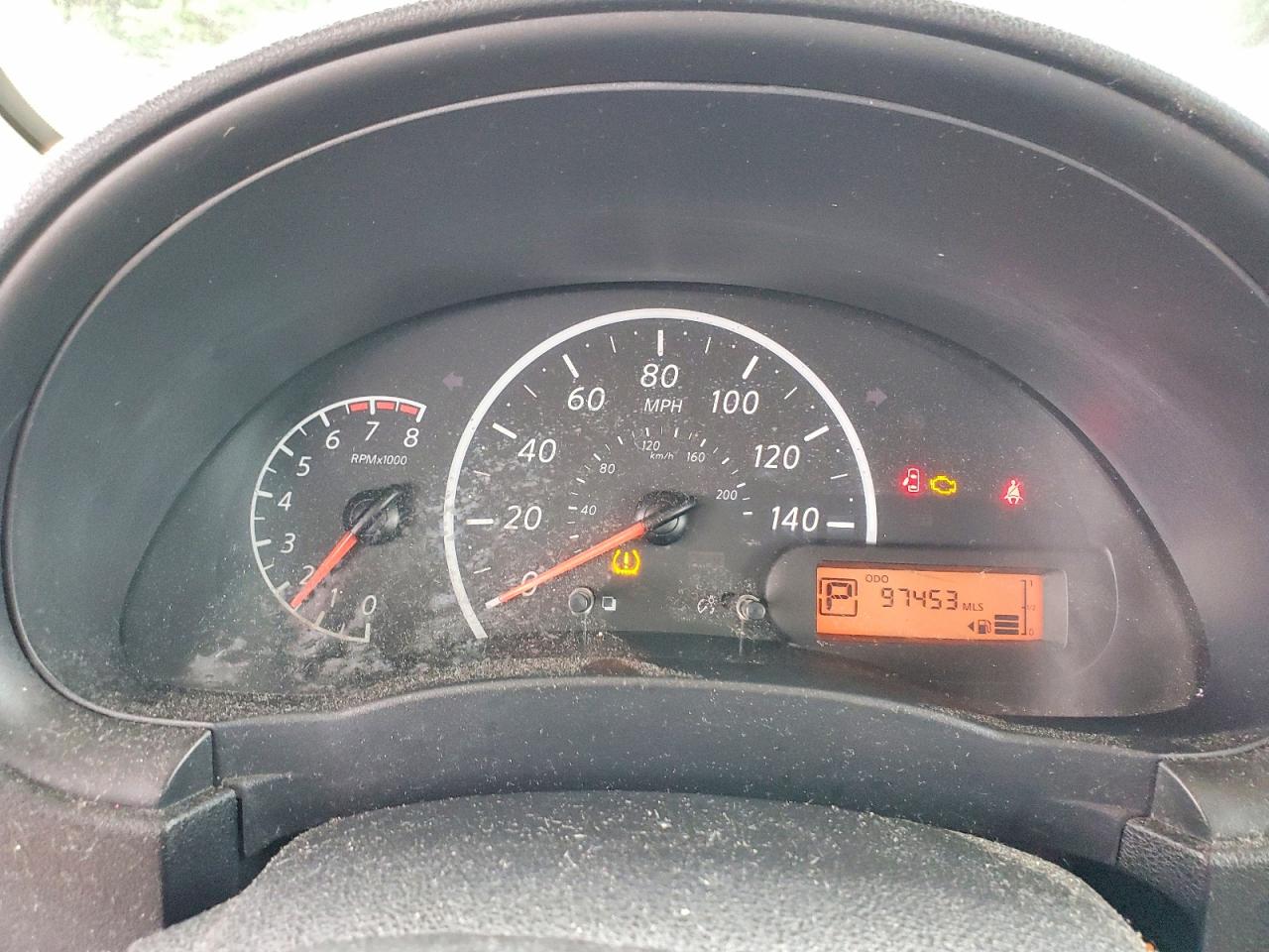 Nissan Versa S Plus
