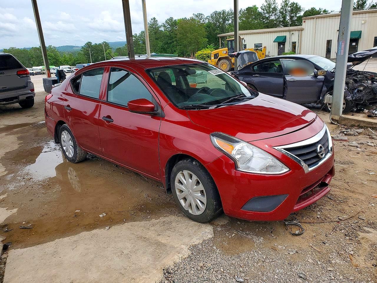 Nissan Versa S Plus