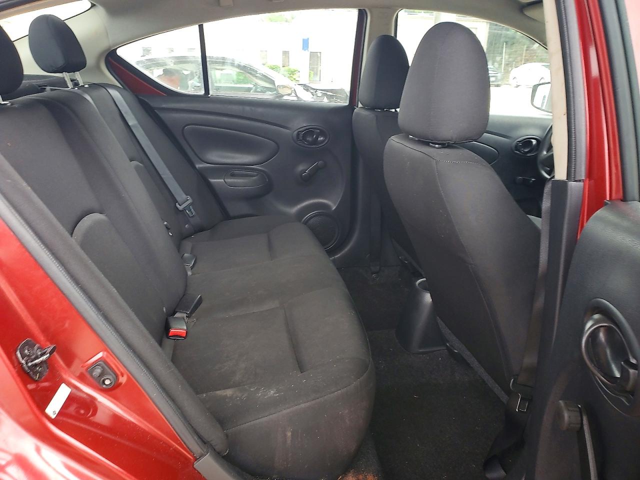 Nissan Versa S Plus