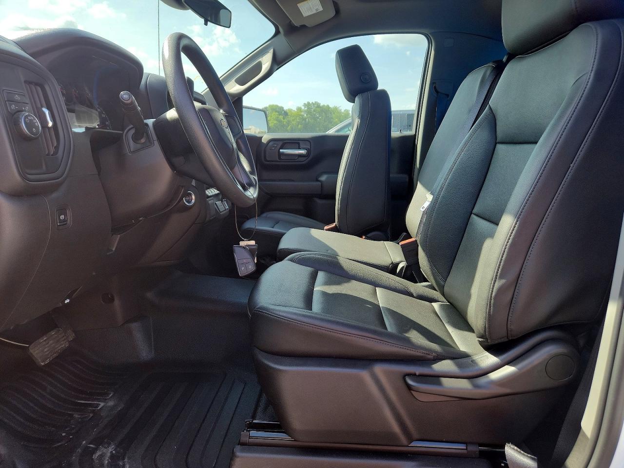 Chevrolet Silverado C1500