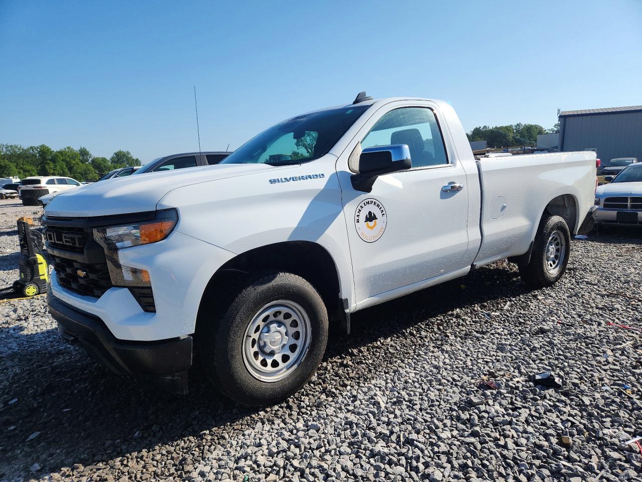 Salvage Chevrolet Silverado Image