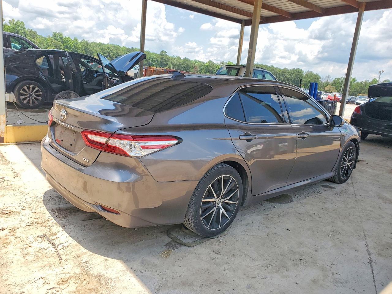 Toyota Camry Xle