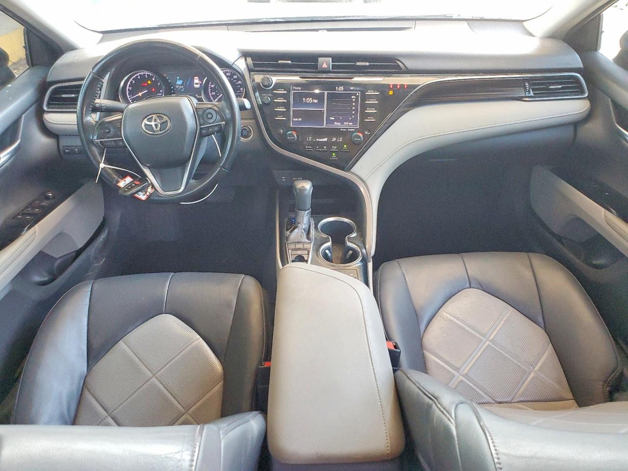 Toyota Camry Xle
