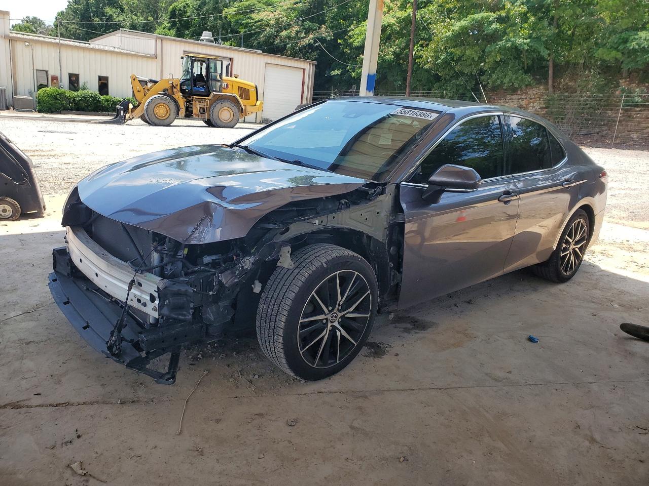 Salvage Toyota Camry Image
