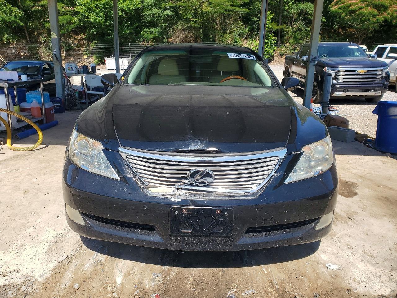 Lexus LS 460