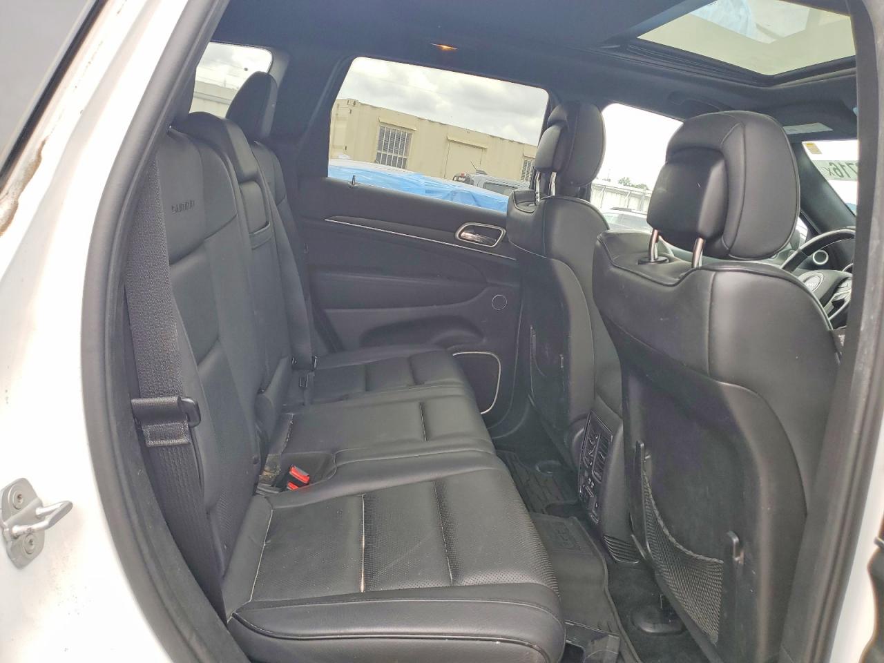 Jeep Cherokee Summit