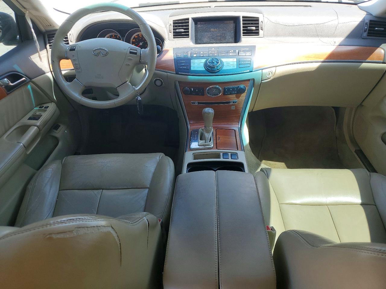 INFINITI M35 Base