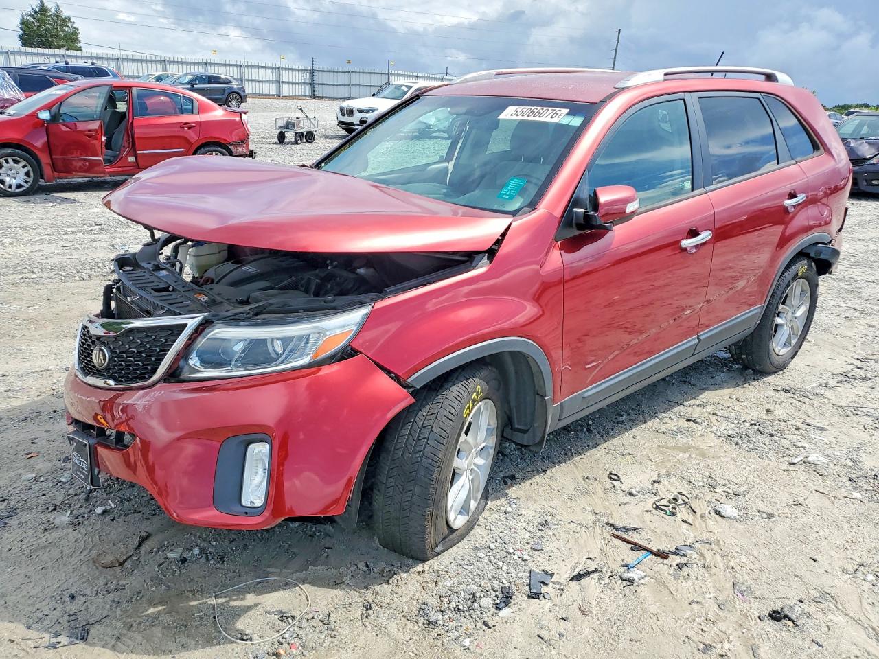 Salvage Kia Sorento Image