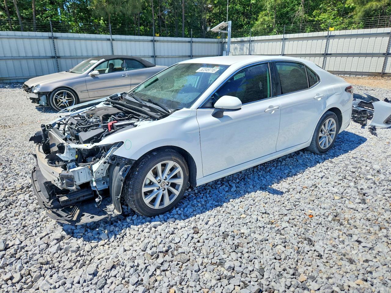 Salvage Toyota Camry Image