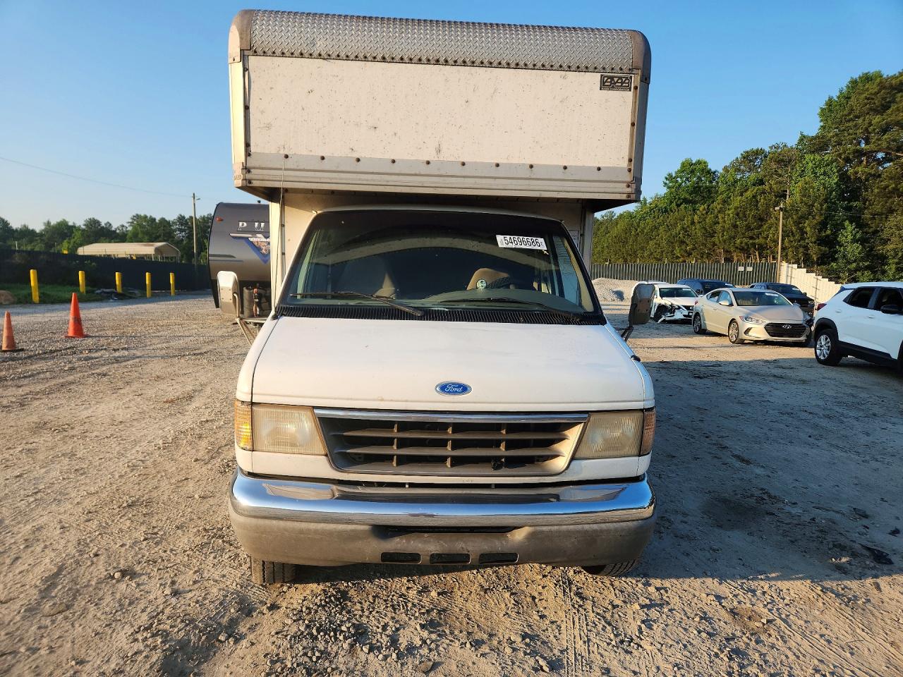 Ford Econoline E350 Cutaway Van