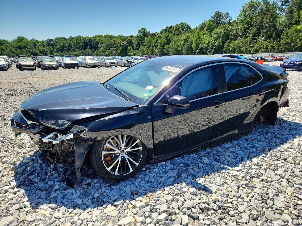 Salvage Toyota Camry Image