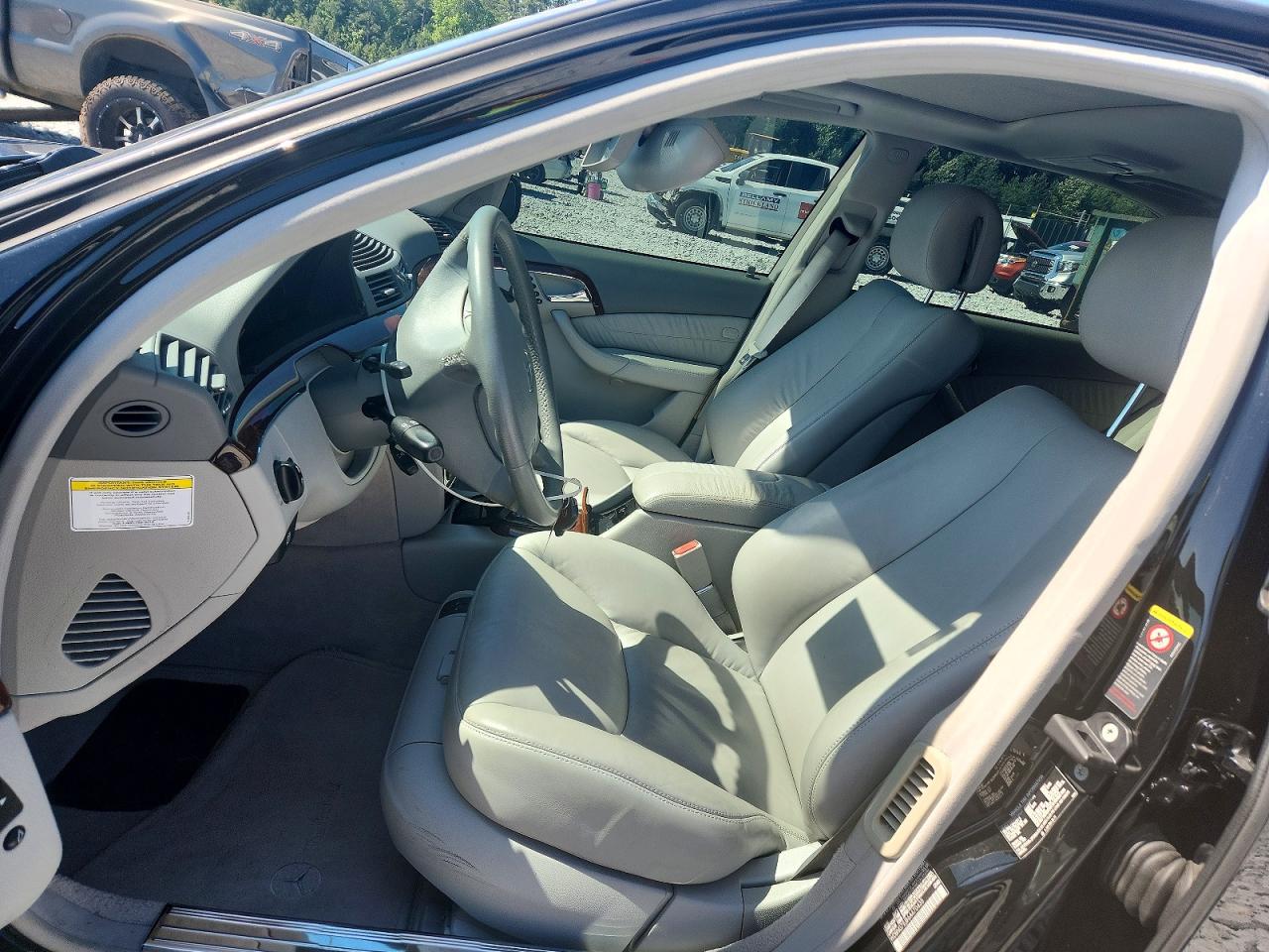 Mercedes-Benz S-Class 500