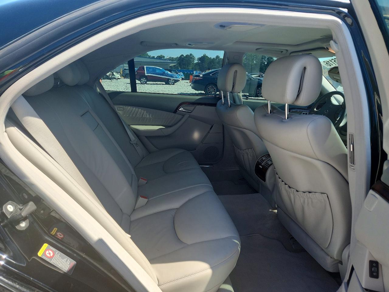 Mercedes-Benz S-Class 500