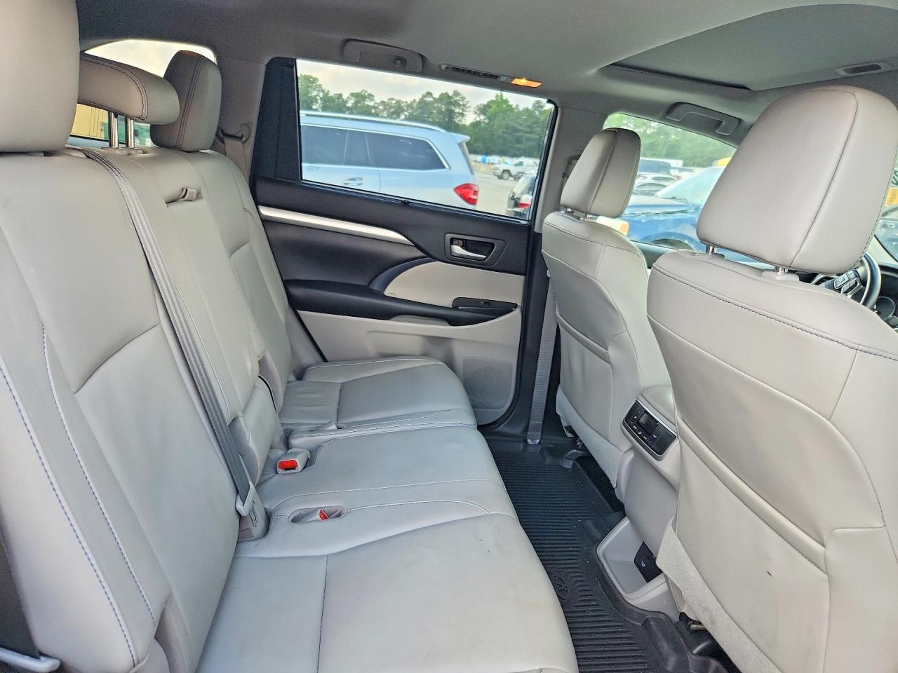Toyota Highlander Xle