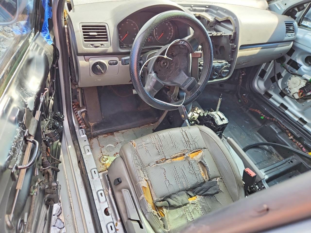 Volkswagen Jetta 2.5 Option Package 1