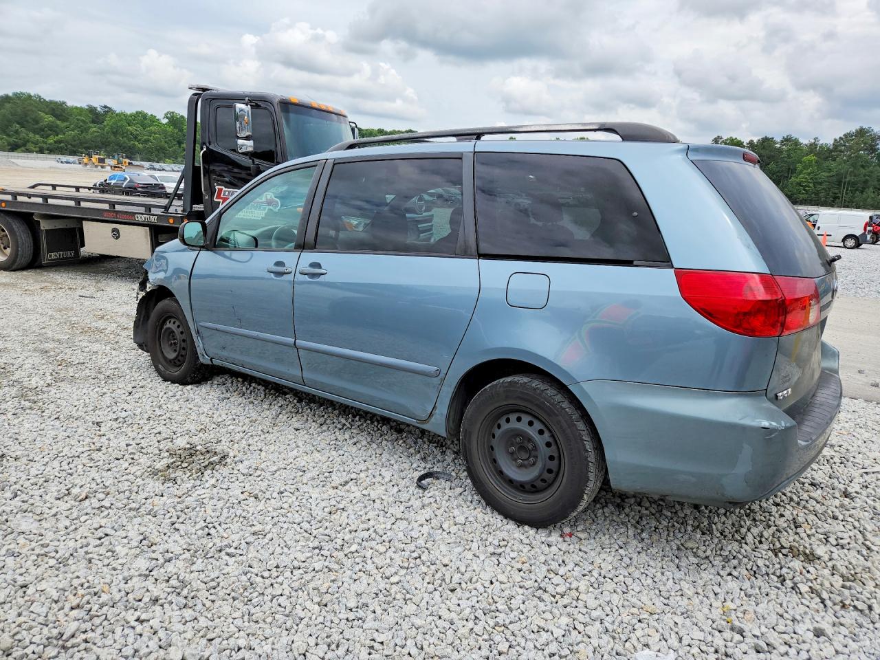 Toyota Sienna Le 8 Passenger