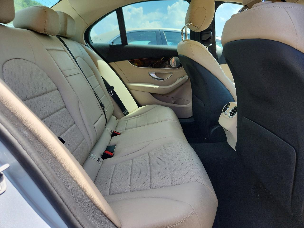Mercedes-Benz C-Class 300 4matic
