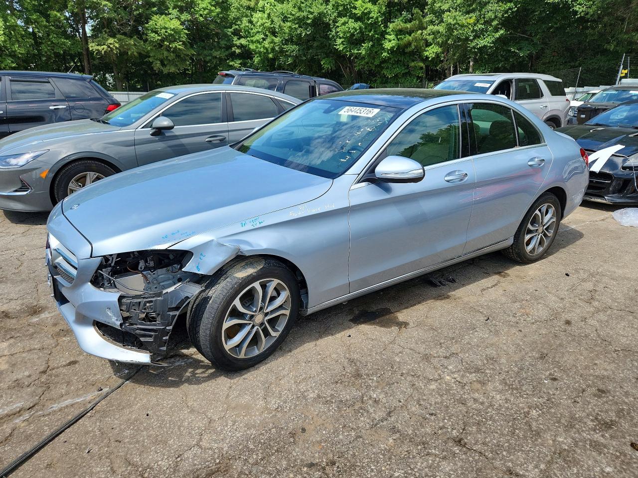 Salvage Mercedes-Benz C-Class Image