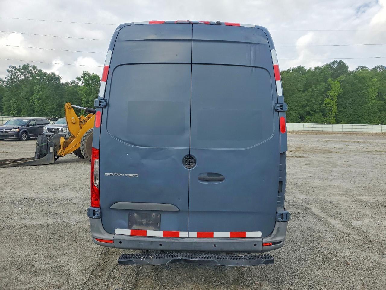 Mercedes-Benz Sprinter 2500